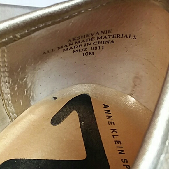 Anne Klein snake print wedge - Picture 8 of 8